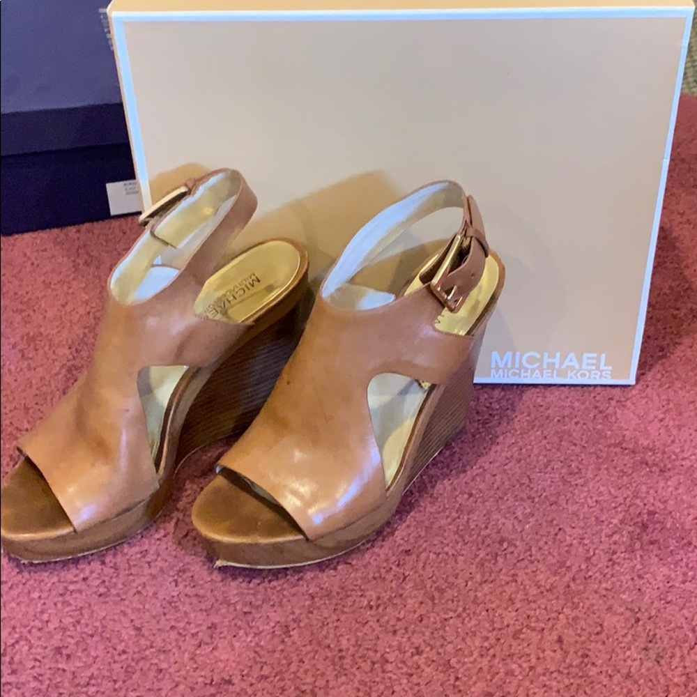 Michael joes wedge heel sandals